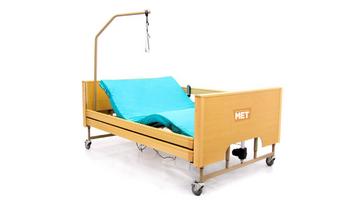 Широкая функциональная кровать MET LARGO